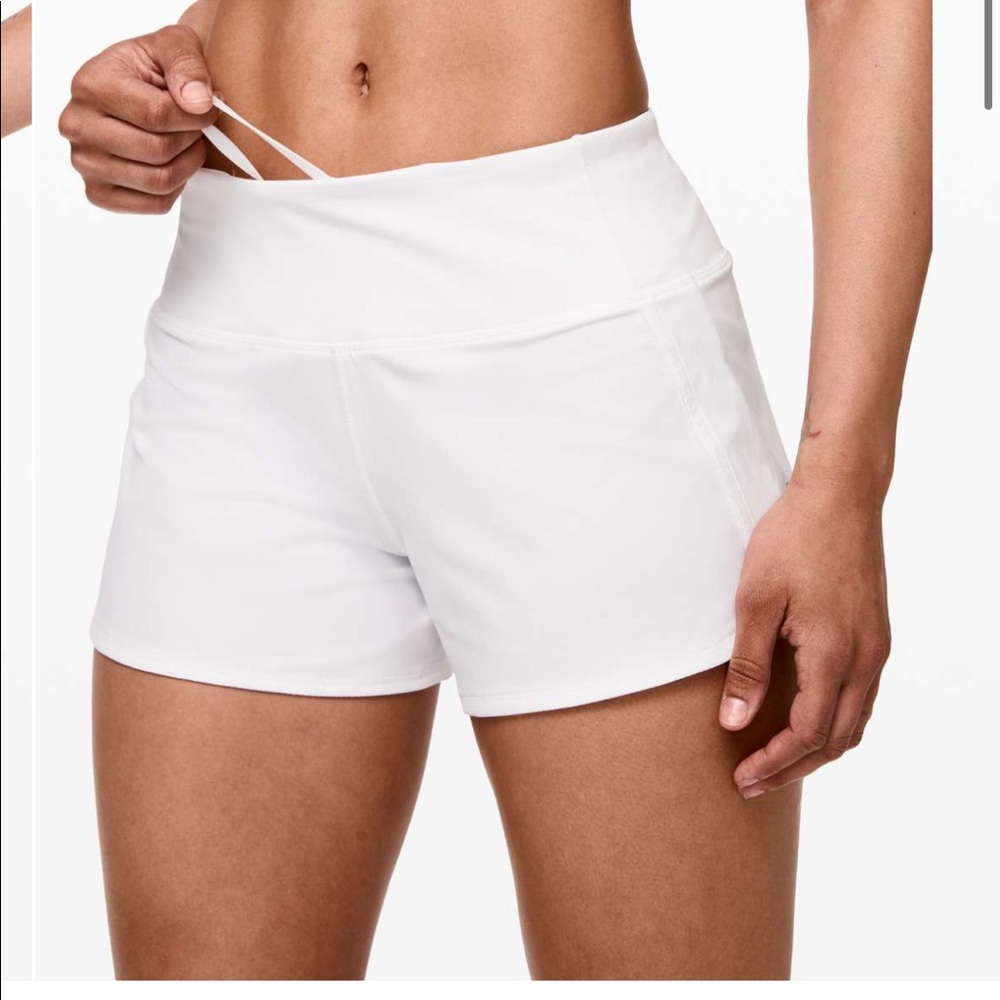 Lululemon White Run Times Mid-Rise Shorts. Size 4.